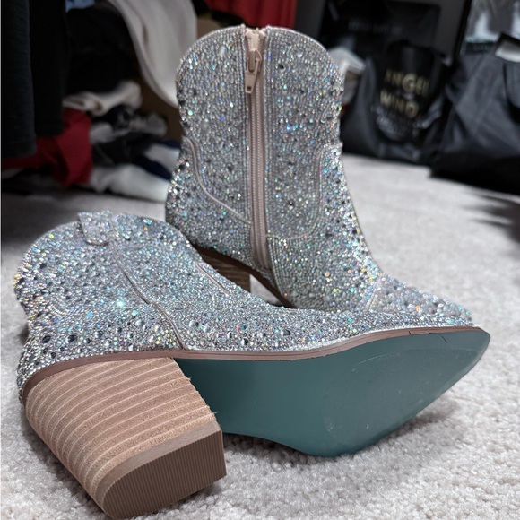 Betsey Johnson size 6 NWOT - Picture 2 of 3